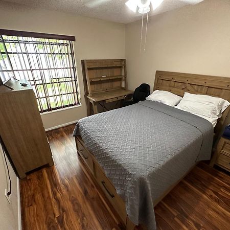 82-10Sw 135Av Villa Miami Ngoại thất bức ảnh